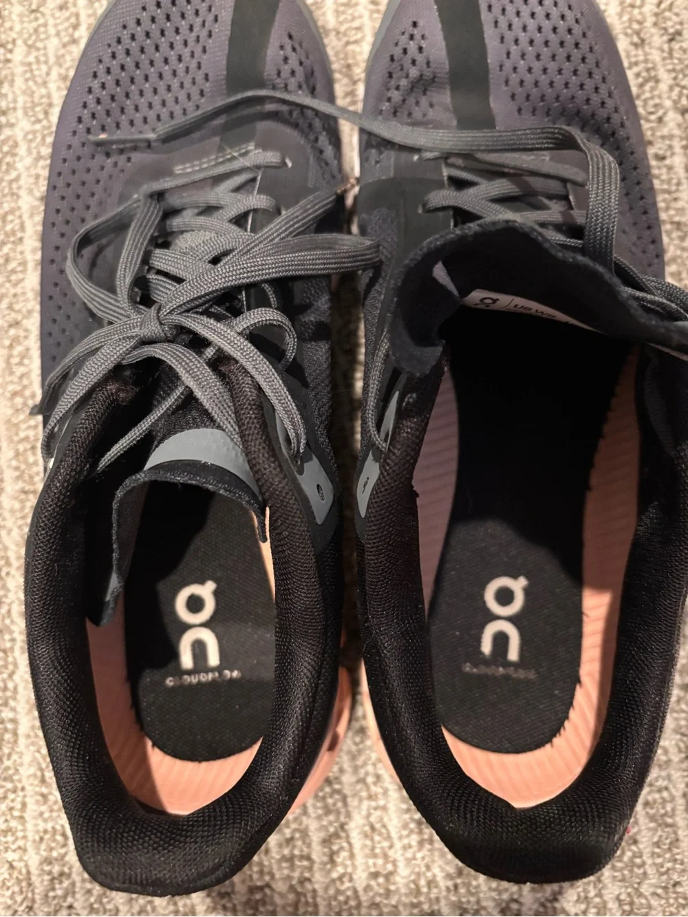 Oncloud size 8 women’s